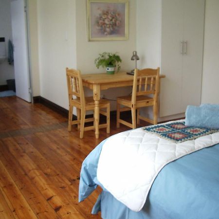 Dee'S Bnb Pretoria-Noord エクステリア 写真